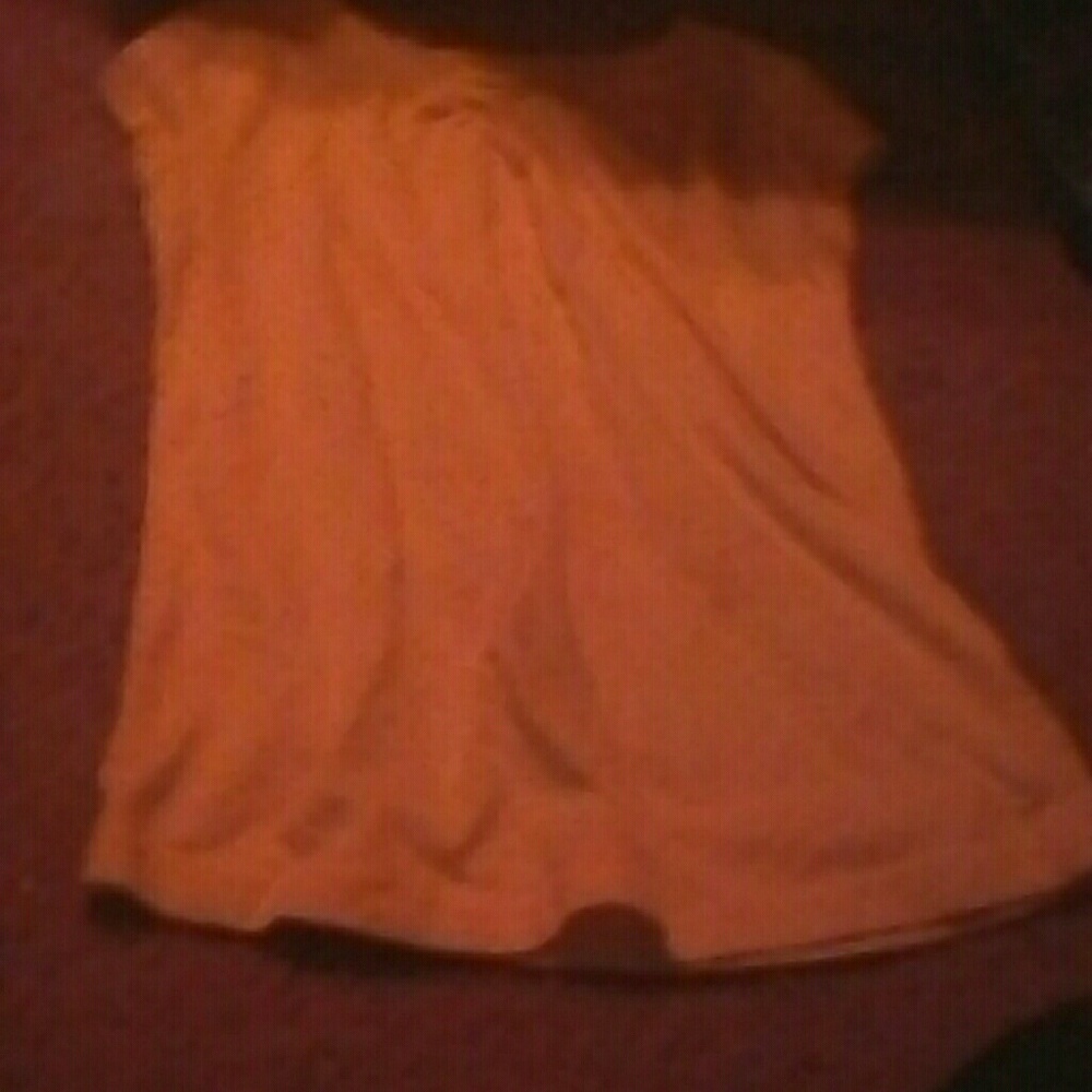 A short sleeved yellow shirt